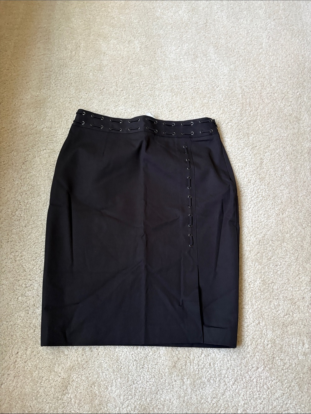 NWT Banana Republic Eyelet-Trim Pencil Skirt Sz. 6